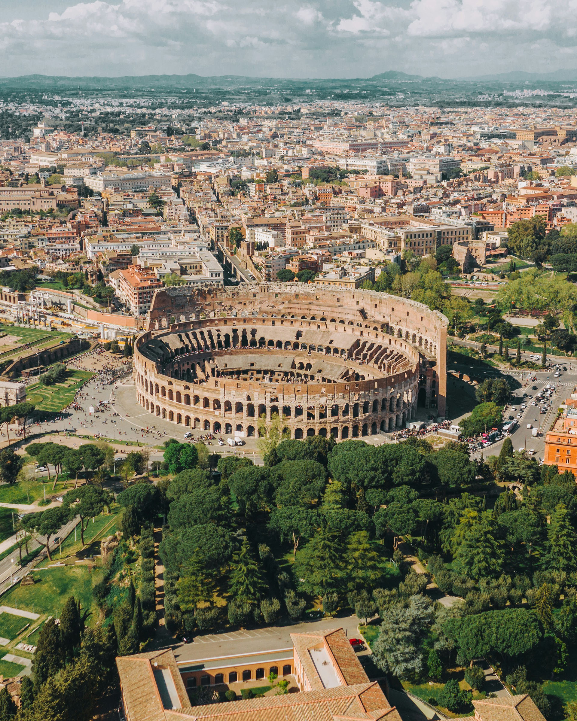 Deposito mobili a Roma: come funziona il self storage