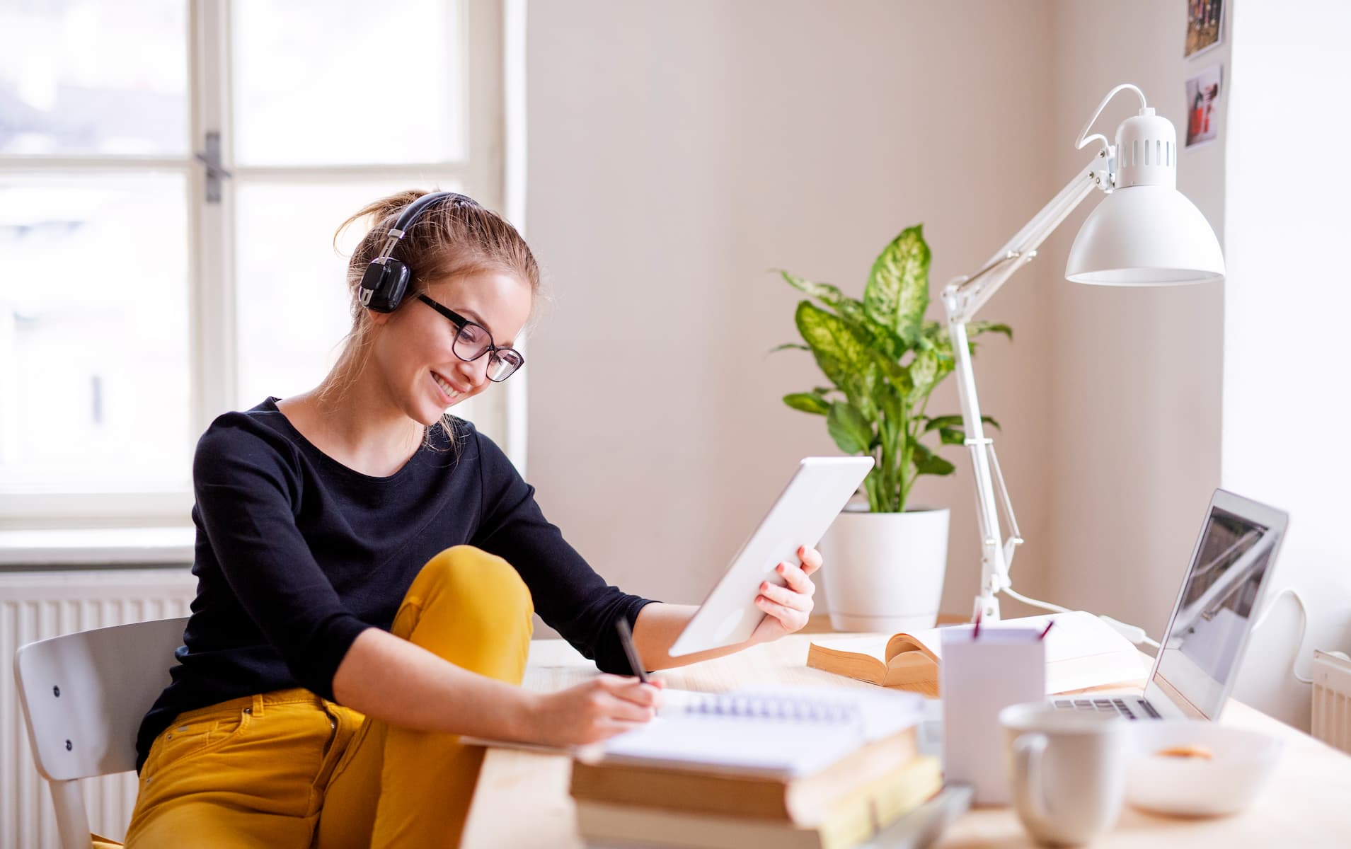 Vivere lontano da casa: 5 tips per combattere nostalgia e…disordine!