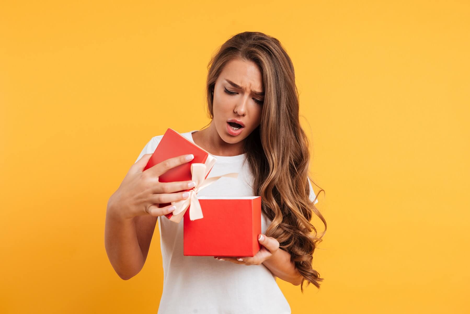 Che fine fanno i regali di Natale indesiderati? 1 italiano su 4 ricicla o rivende