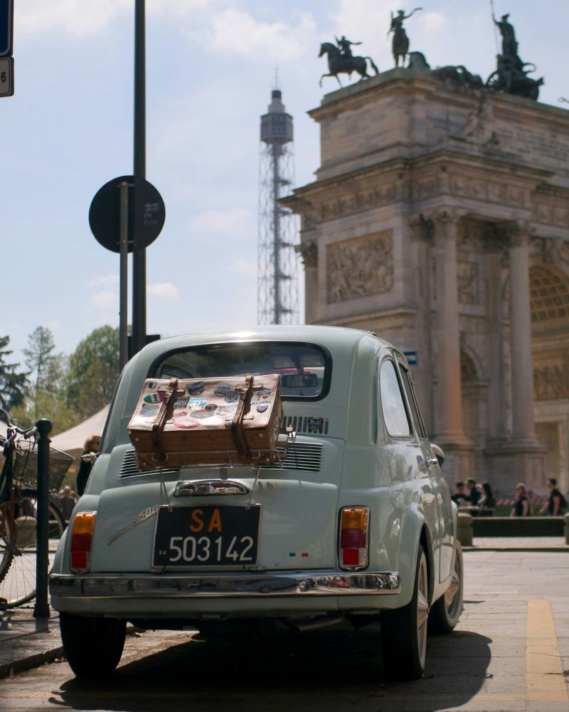 Restaurare un'auto d'epoca: guida per appassionati con poco spazio e molta pazienza.